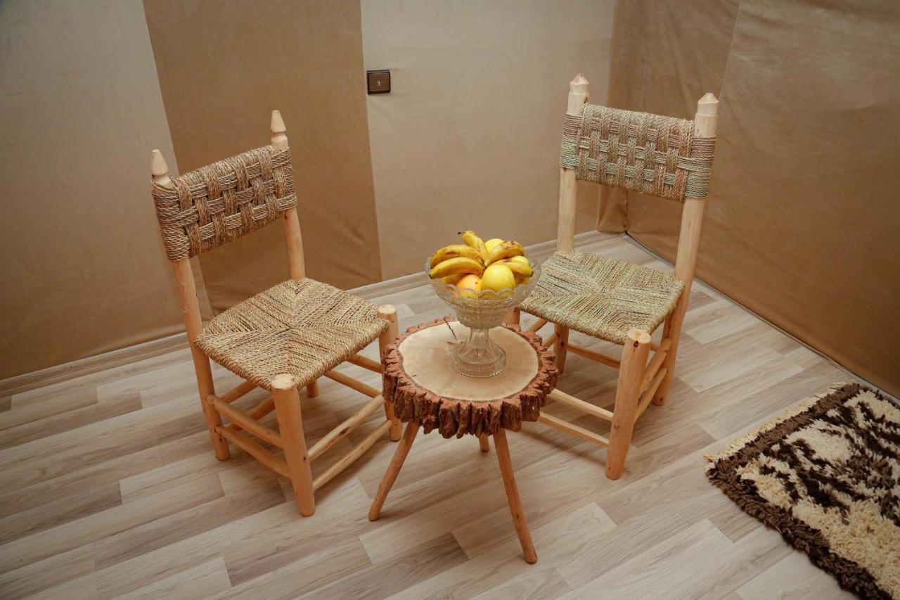 Luxury Berber Style Hotel Merzouga Bagian luar foto